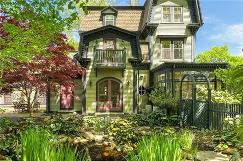 287 Gibbs Avenue Newport RI 02840