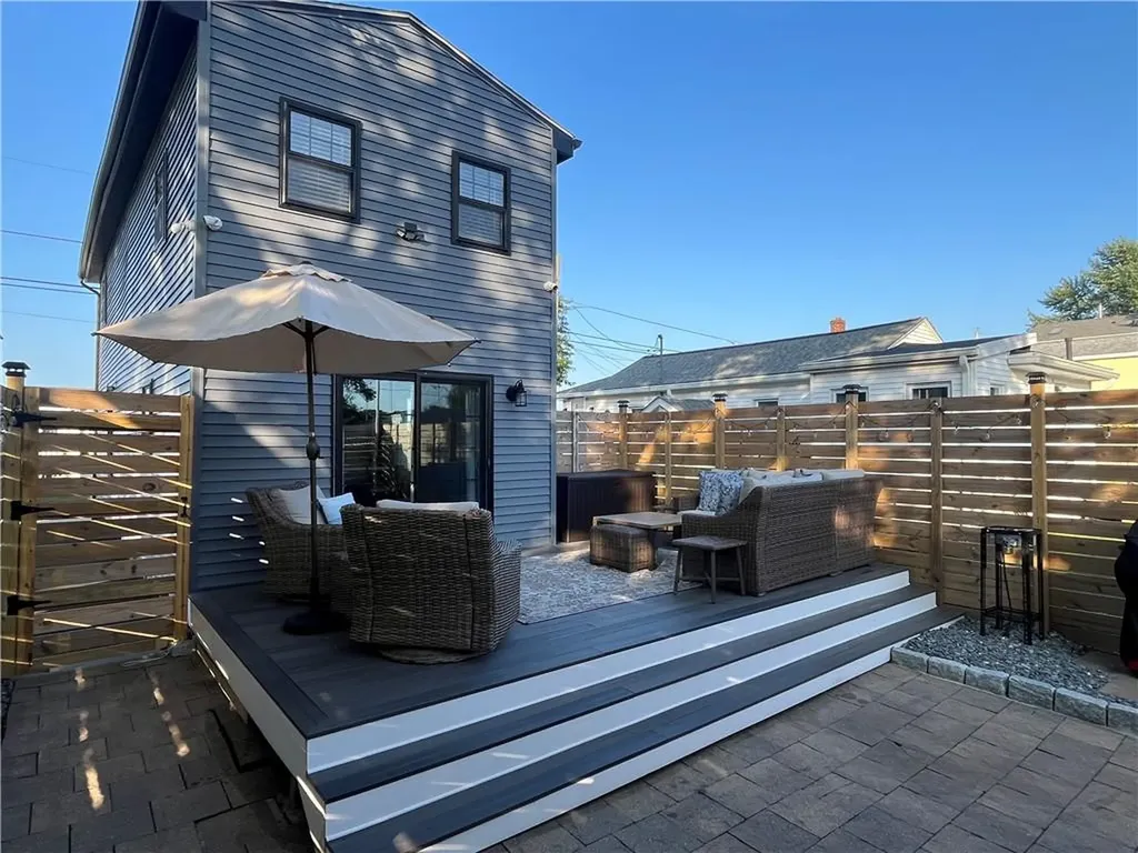 230 Cedar Avenue Portsmouth RI 02871