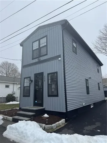 230 Cedar Avenue Portsmouth RI 02871