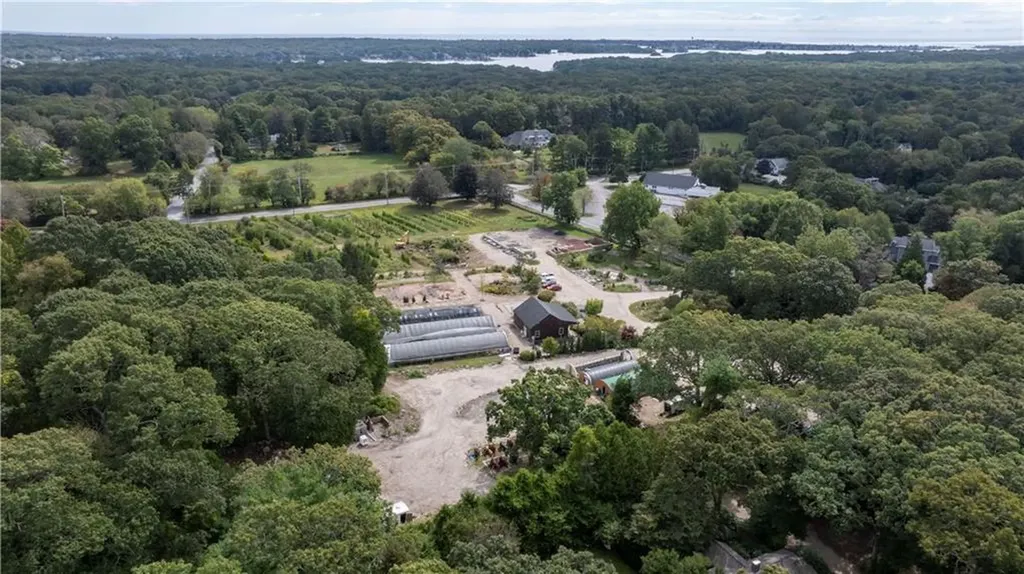47 Tuckertown Road South Kingstown RI 02879