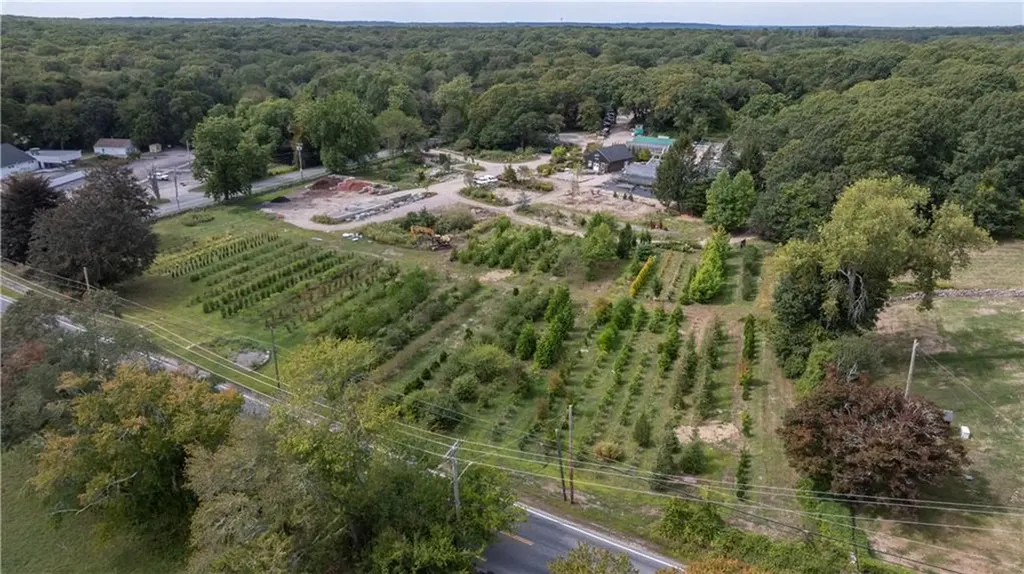 47 Tuckertown Road South Kingstown RI 02879