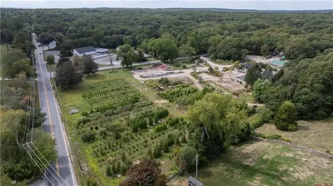 47 Tuckertown Road South Kingstown RI 02879
