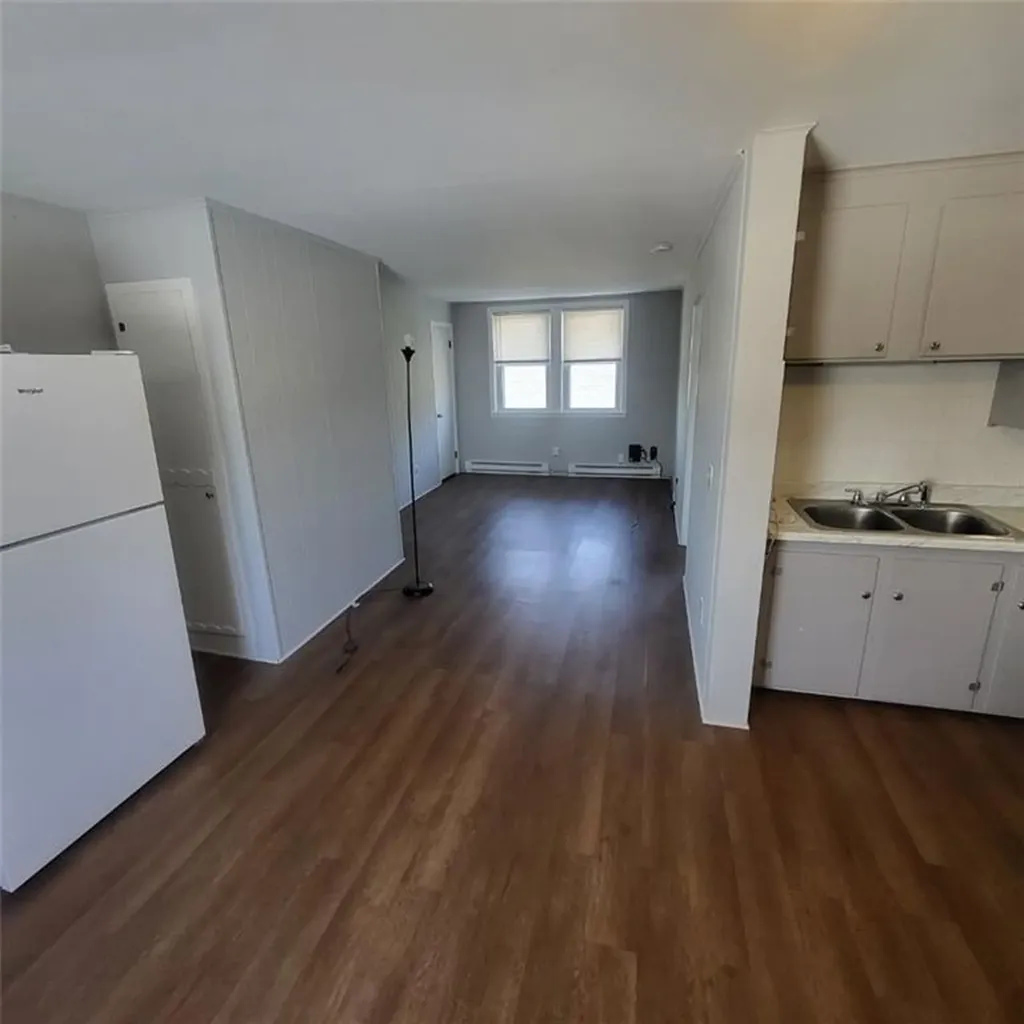 62 Kilvert Street Warwick RI 02886