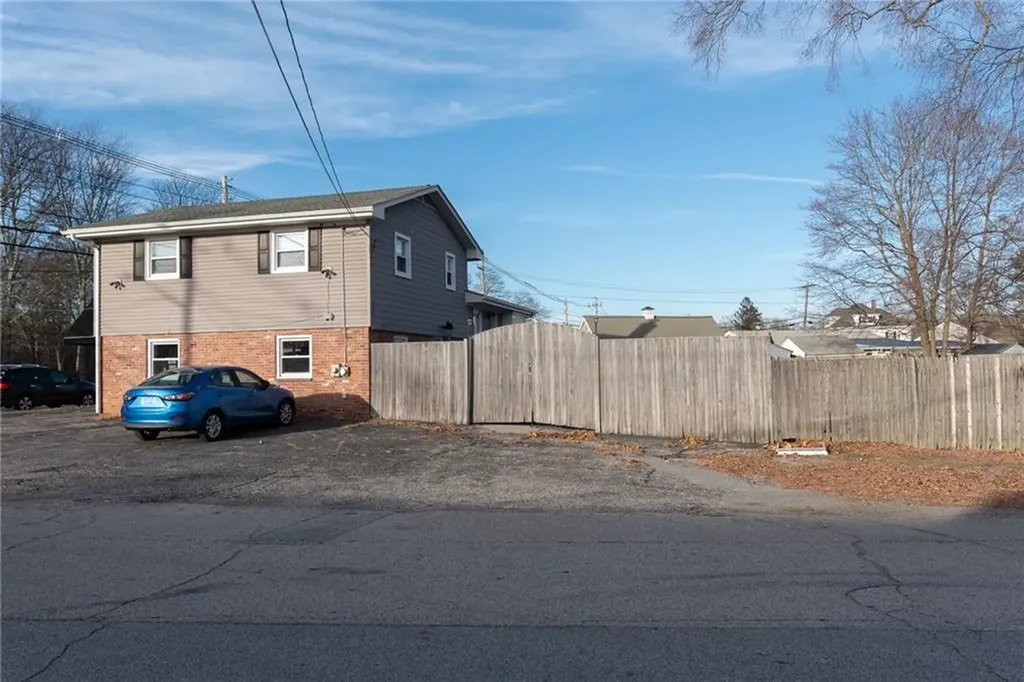 1020 Warwick Avenue Warwick RI 02888