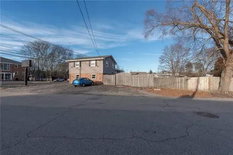 1020 Warwick Avenue Warwick RI 02888