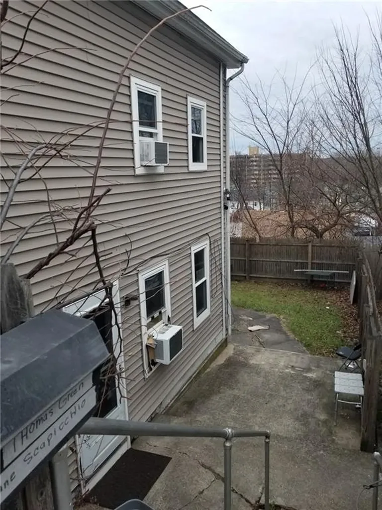 187 Boyden Street Woonsocket RI 02895