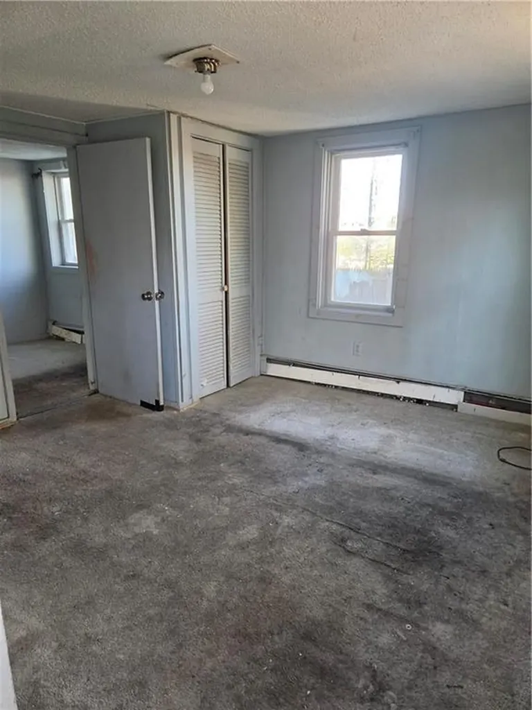 187 Boyden Street Woonsocket RI 02895