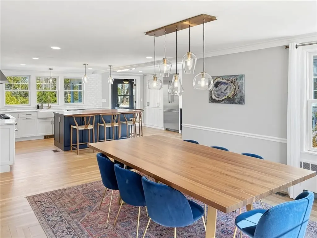 51 Hawthorne Avenue Barrington RI 02806