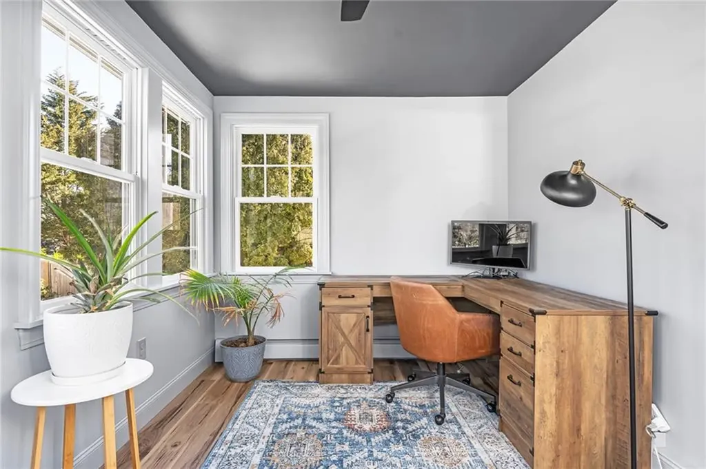 51 Hawthorne Avenue Barrington RI 02806
