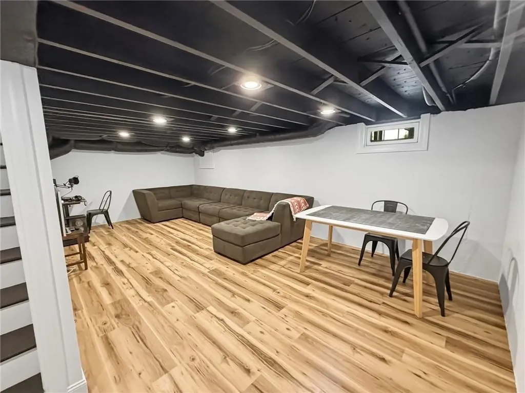 51 Hawthorne Avenue Barrington RI 02806