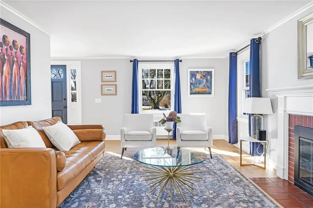 51 Hawthorne Avenue Barrington RI 02806