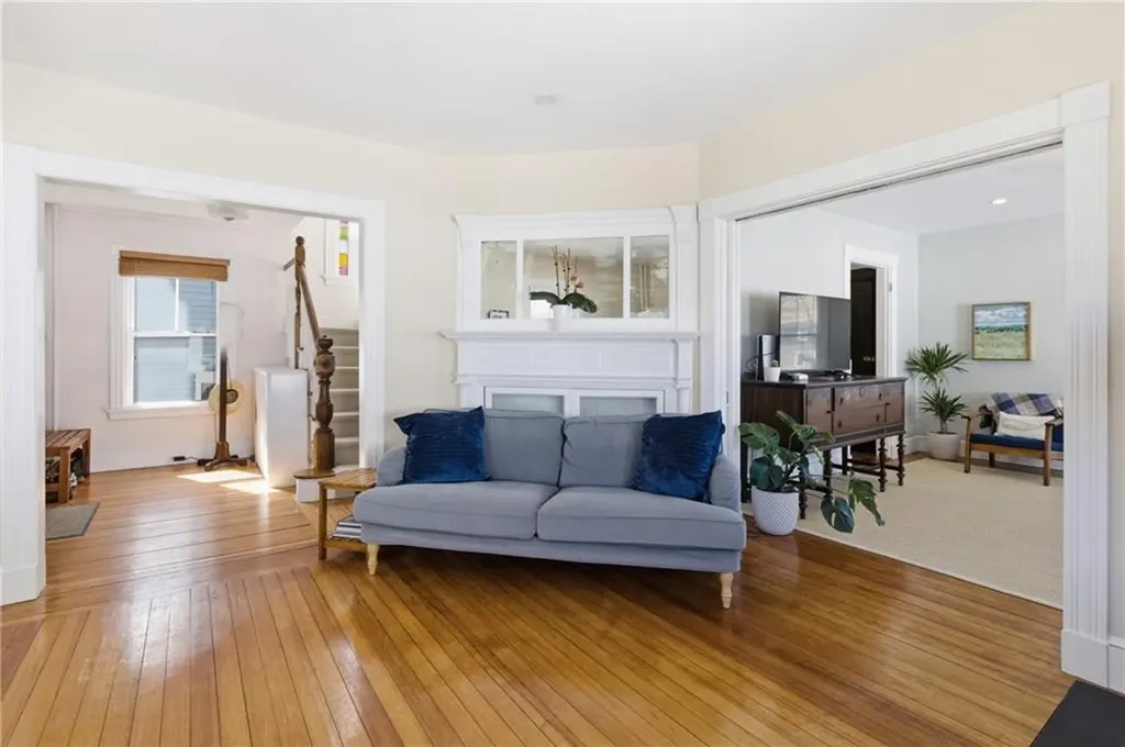 5 Meikle Avenue Newport RI 02840