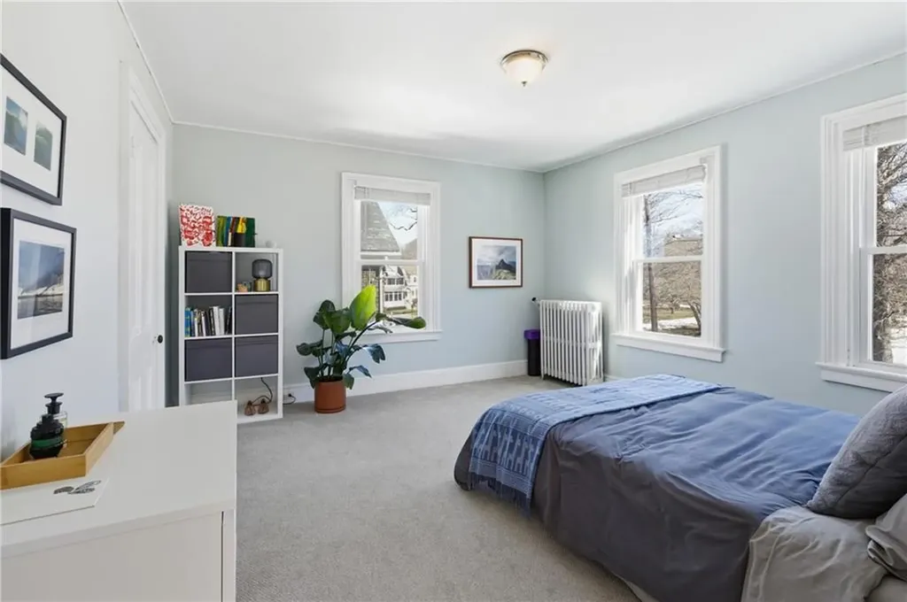 5 Meikle Avenue Newport RI 02840