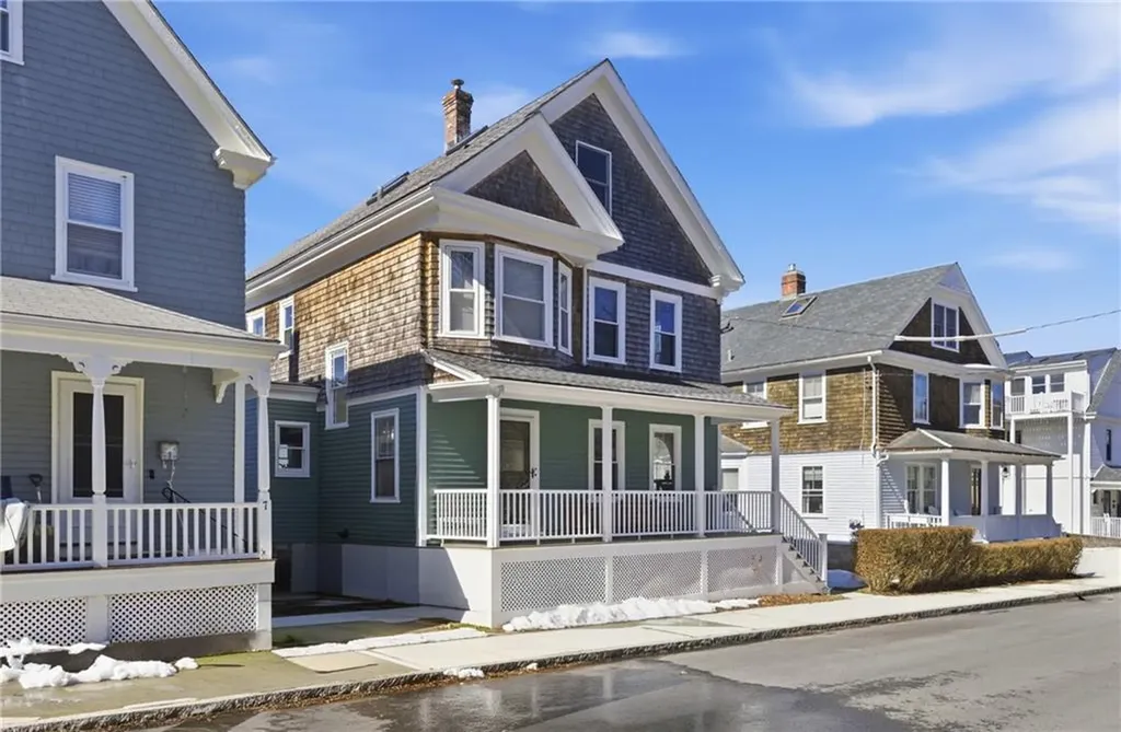 5 Meikle Avenue Newport RI 02840