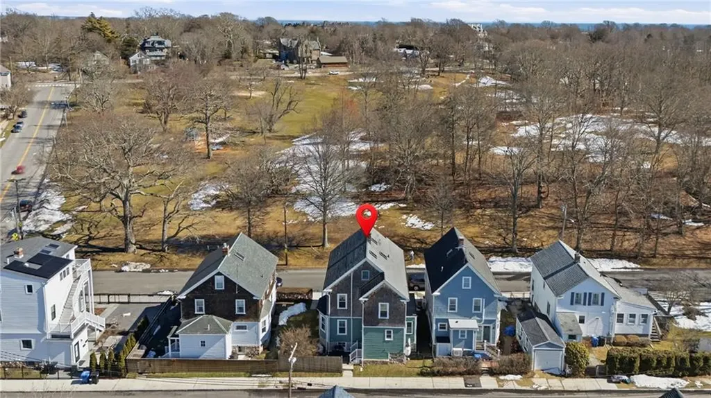 5 Meikle Avenue Newport RI 02840