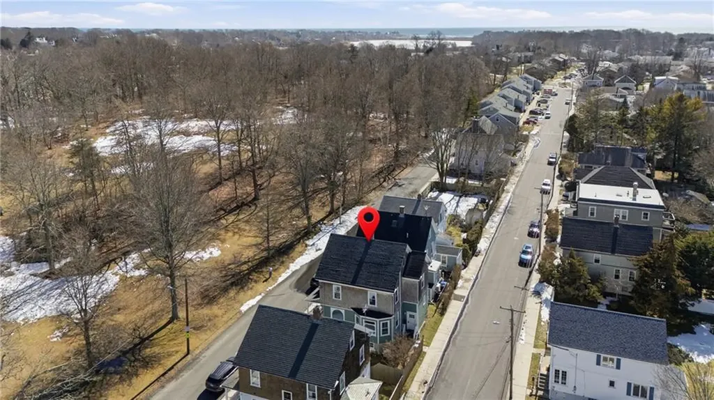 5 Meikle Avenue Newport RI 02840