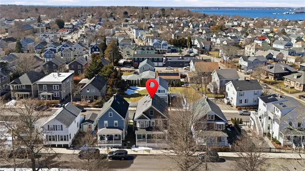 5 Meikle Avenue Newport RI 02840