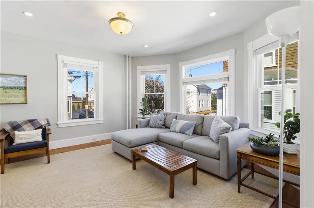 5 Meikle Avenue Newport RI 02840