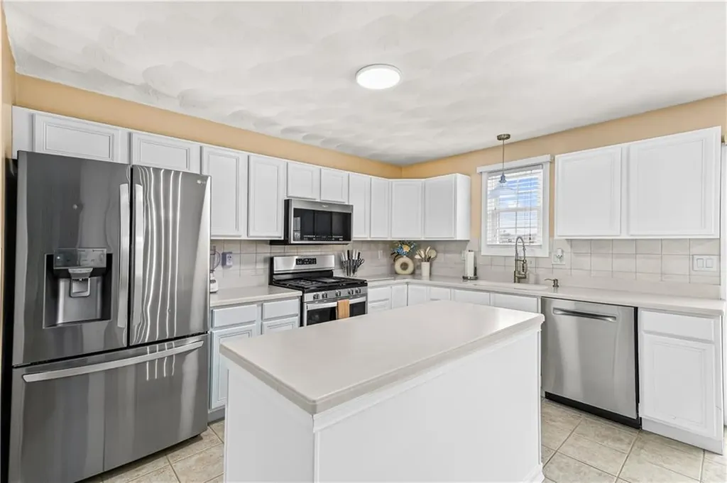 22 Terry Street North Providence RI 02904