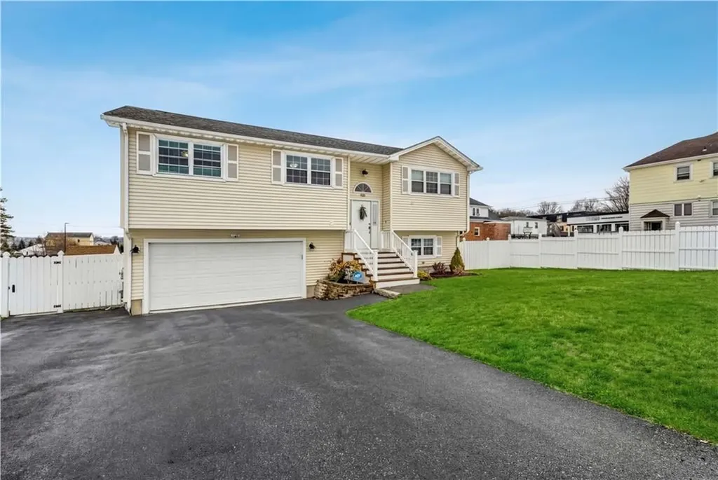 22 Terry Street North Providence RI 02904