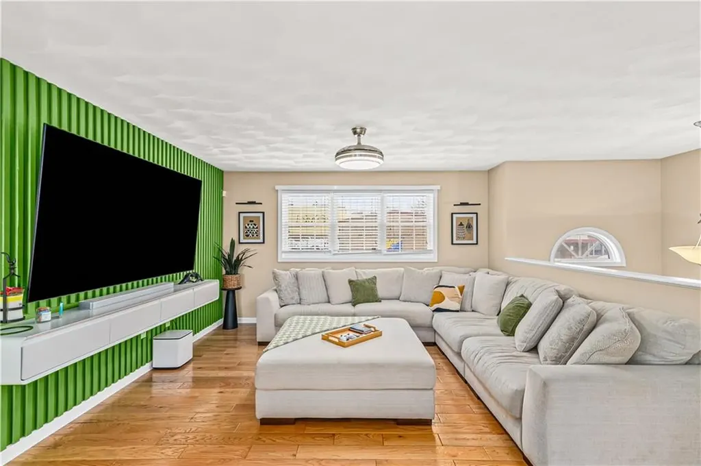 22 Terry Street North Providence RI 02904