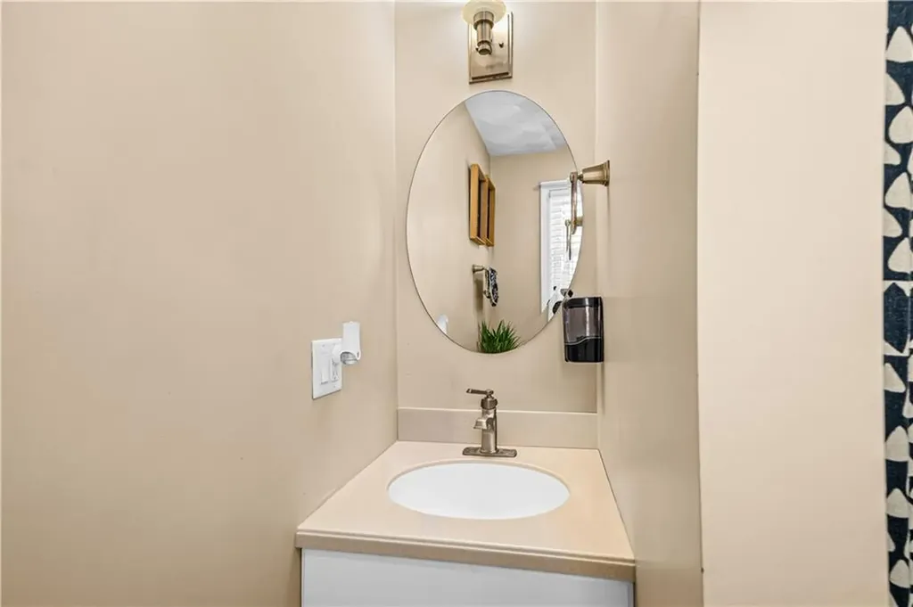 22 Terry Street North Providence RI 02904