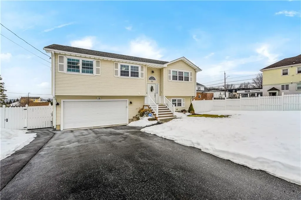 22 Terry Street North Providence RI 02904