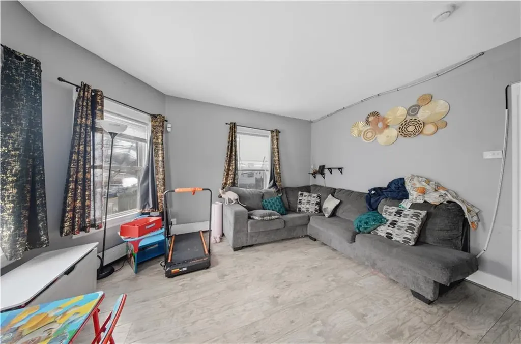994 Douglas Avenue Providence RI 02904