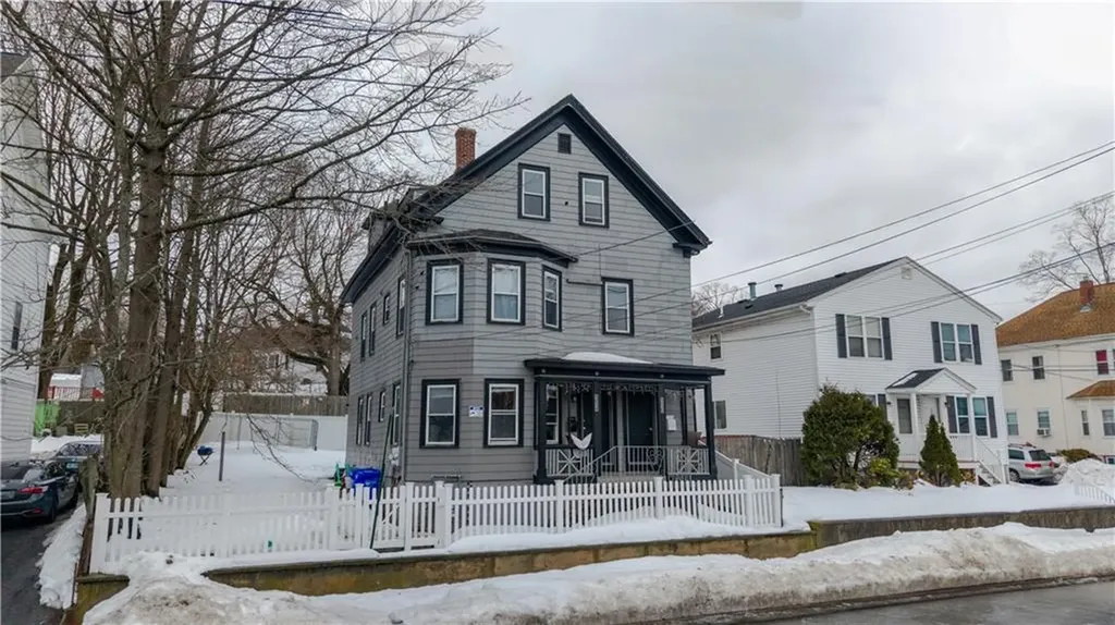 994 Douglas Avenue Providence RI 02904