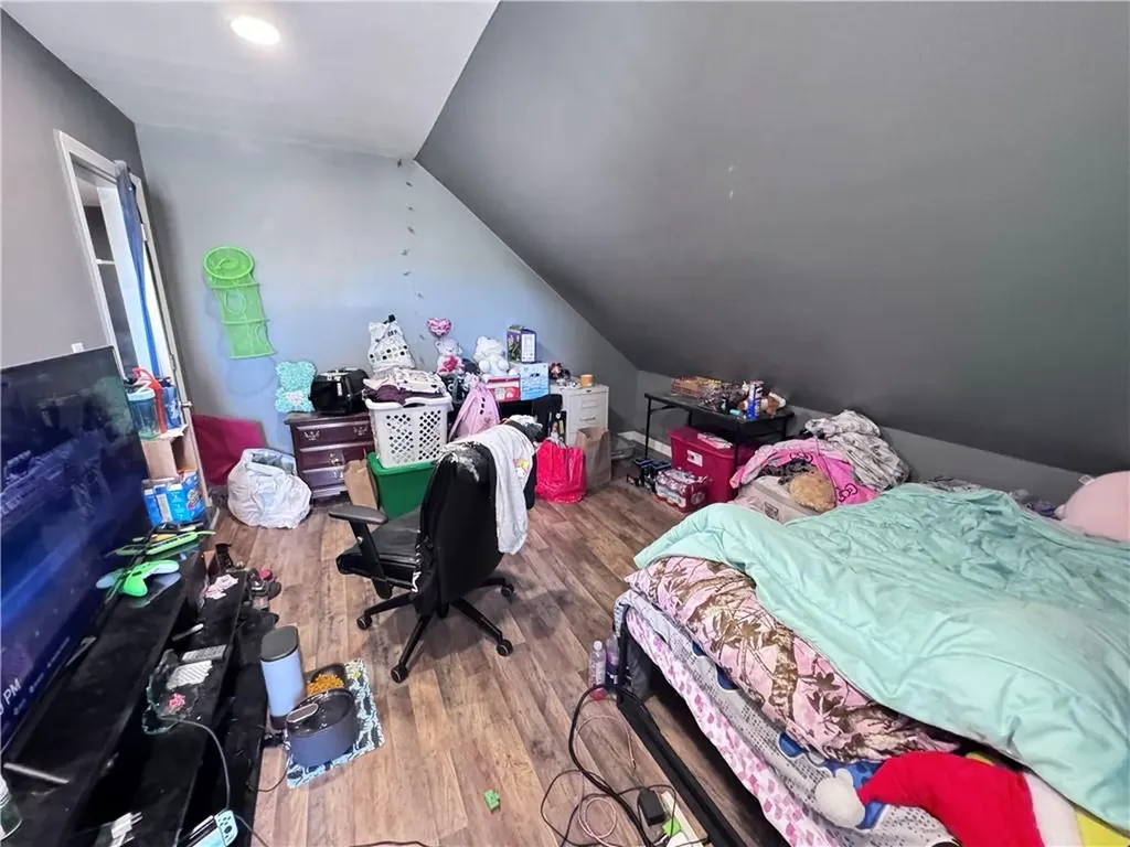 994 Douglas Avenue Providence RI 02904