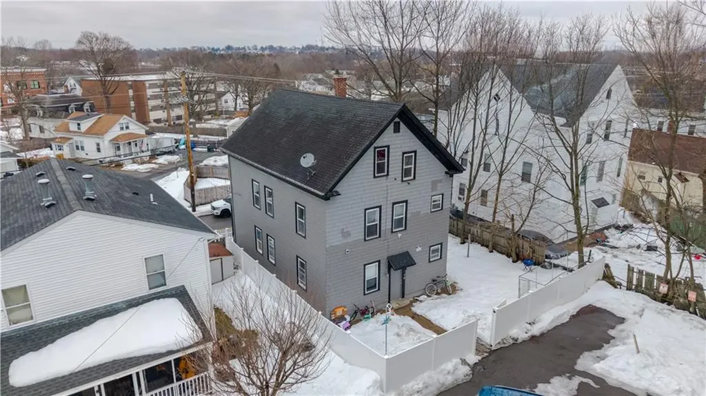 994 Douglas Avenue Providence RI 02904