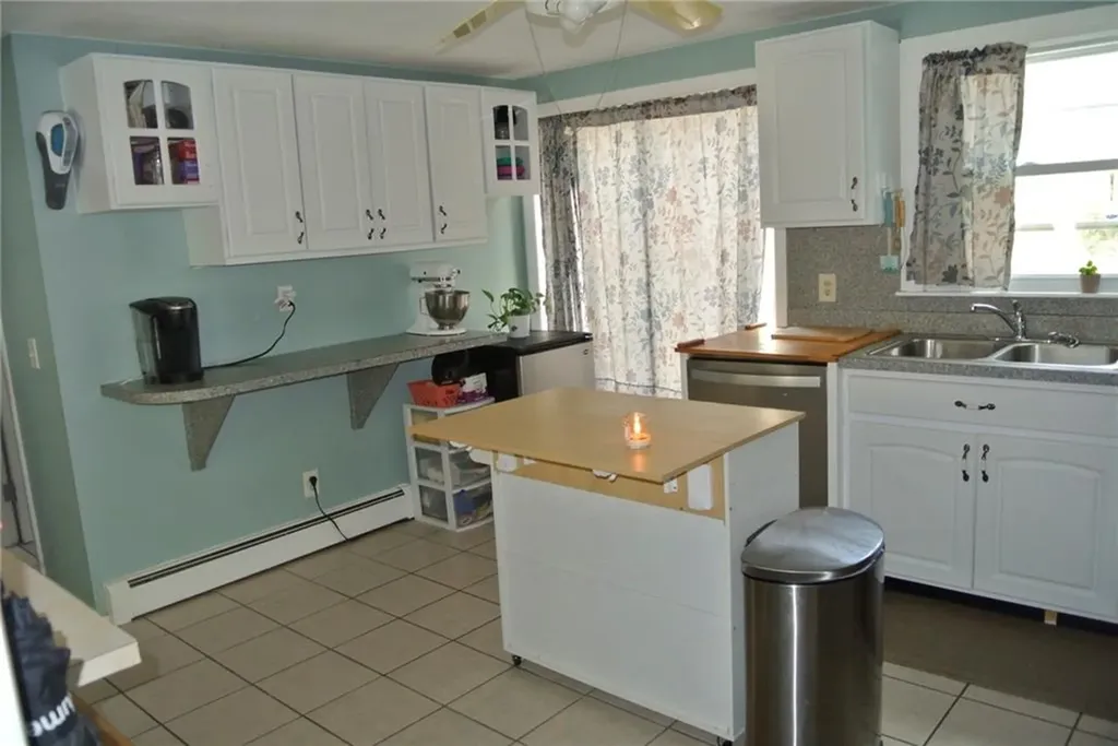 4 Eden Park Drive Cranston RI 02910
