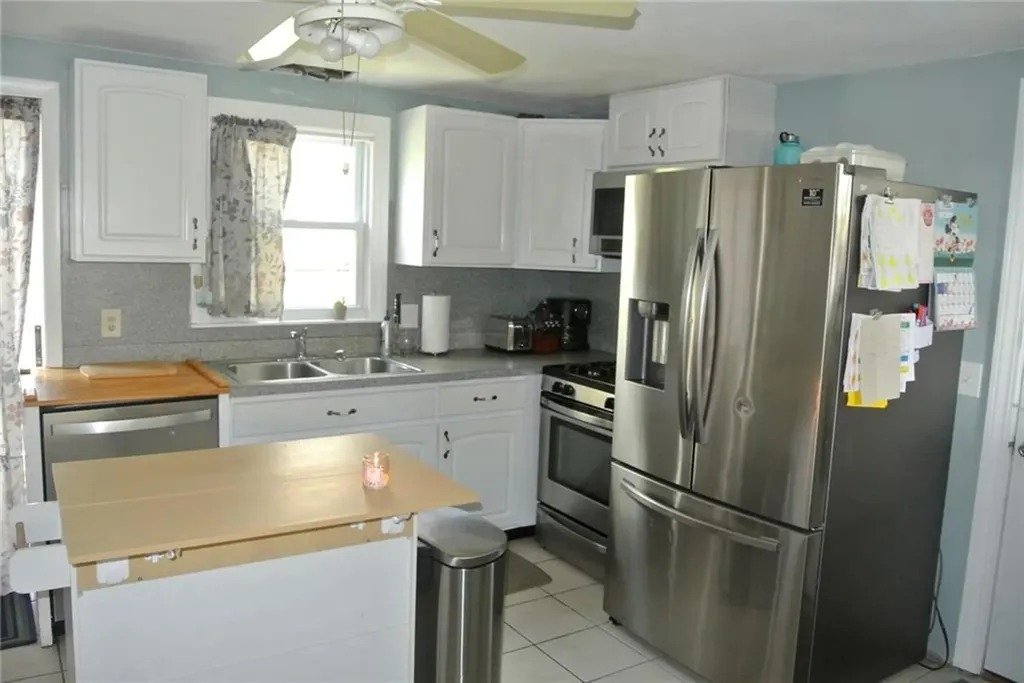 4 Eden Park Drive Cranston RI 02910