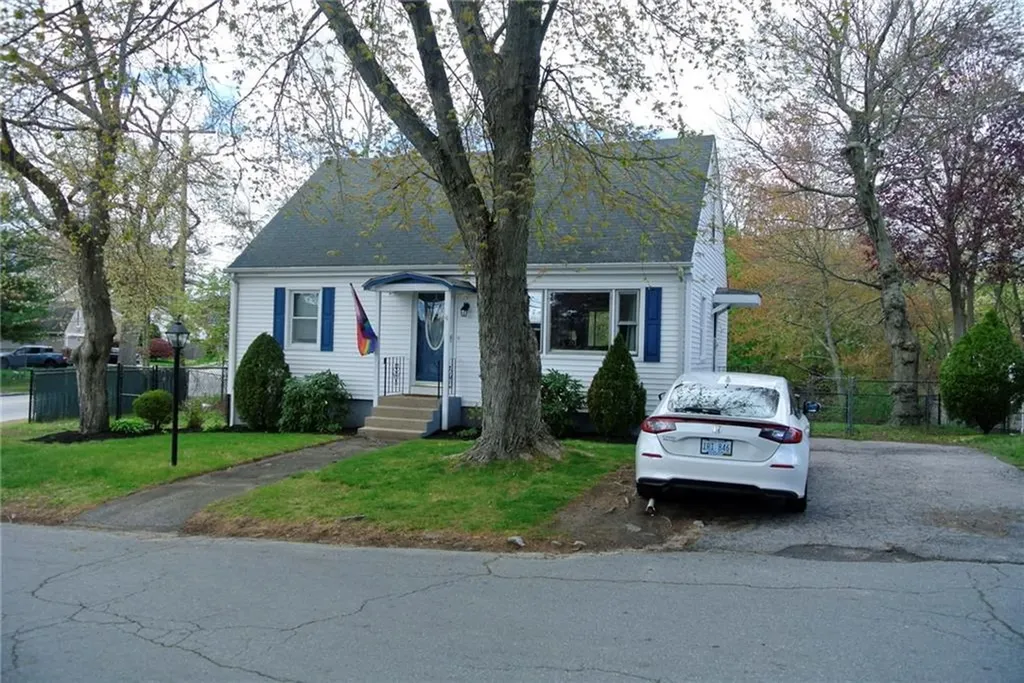 4 Eden Park Drive Cranston RI 02910