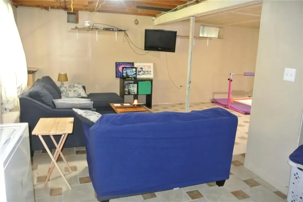 4 Eden Park Drive Cranston RI 02910