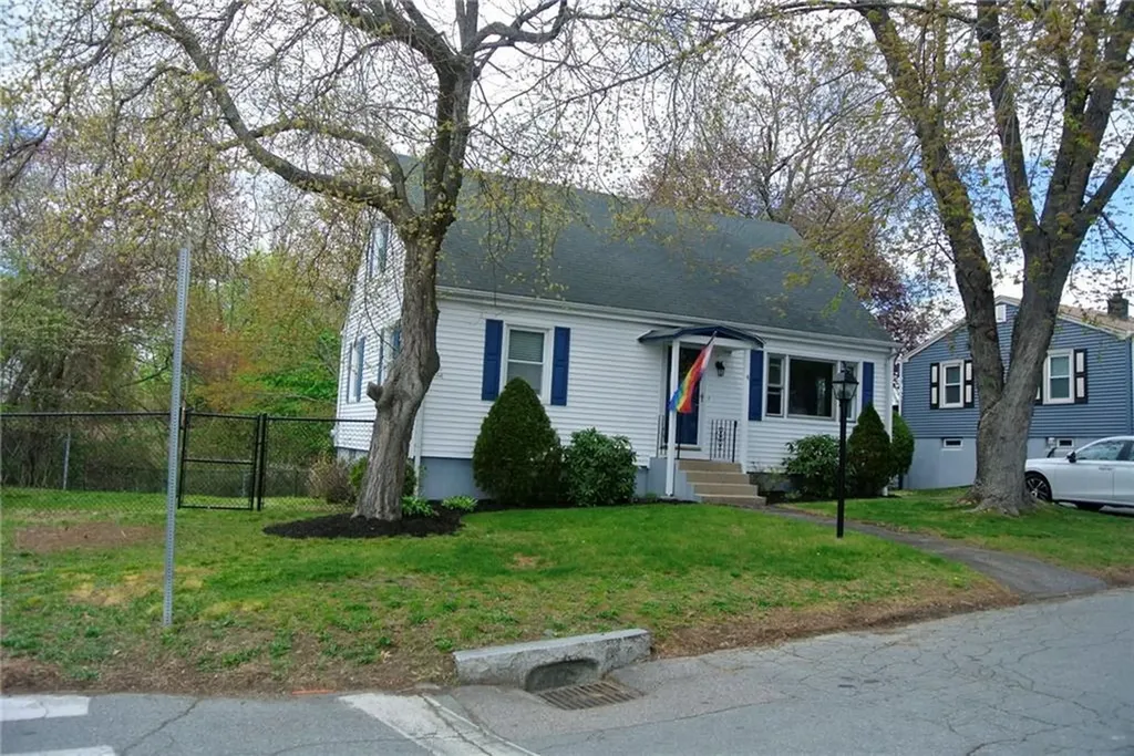 4 Eden Park Drive Cranston RI 02910