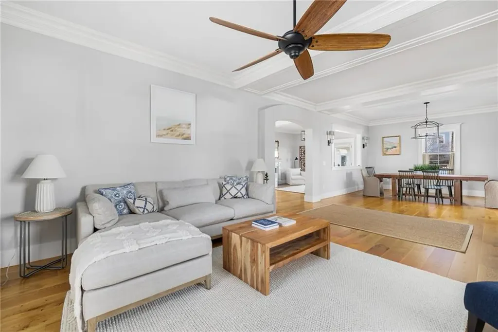 131 Eustis Avenue Newport RI 02840