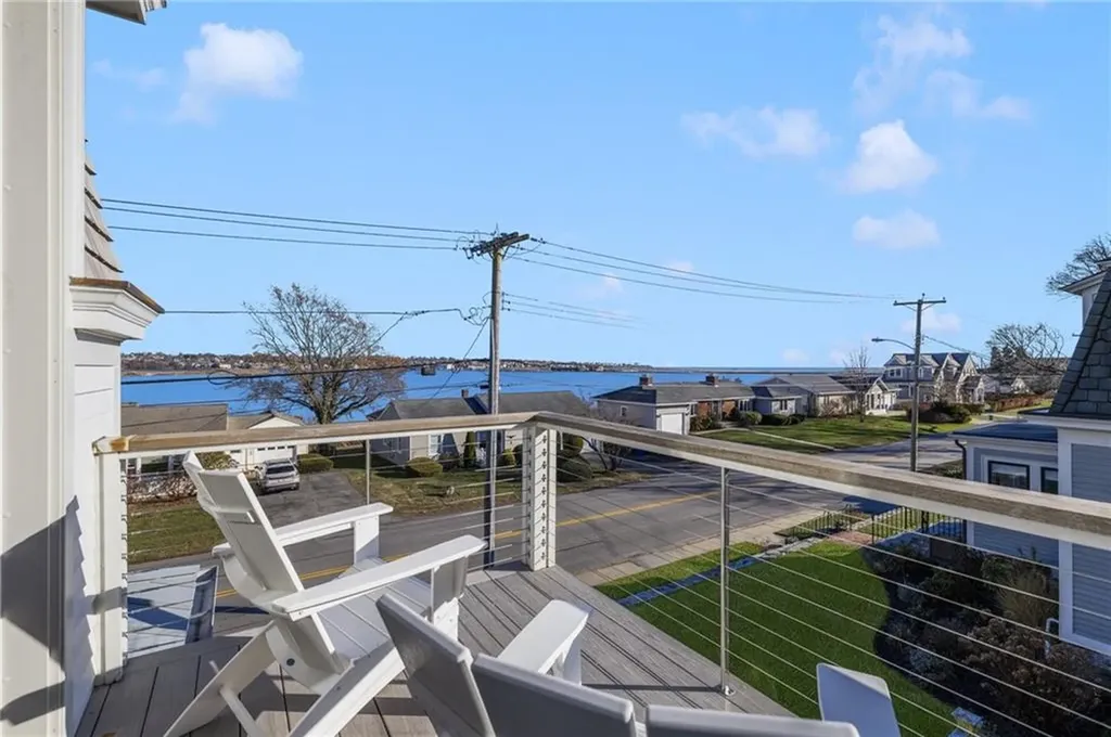 131 Eustis Avenue Newport RI 02840