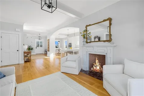 131 Eustis Avenue Newport RI 02840