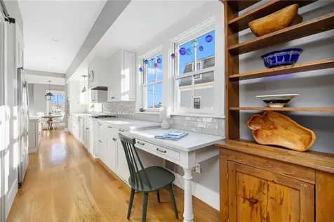 131 Eustis Avenue Newport RI 02840