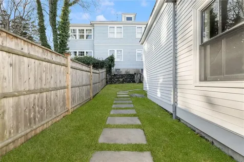 131 Eustis Avenue Newport RI 02840