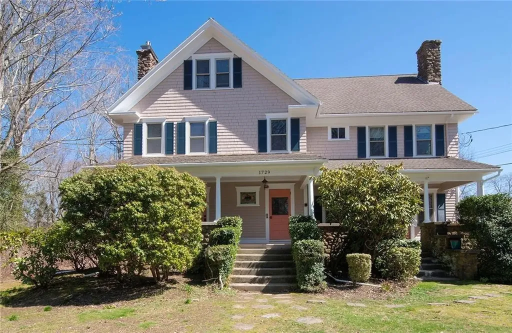 1729 South Road South Kingstown RI 02881