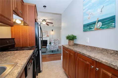 1729 South Road South Kingstown RI 02881