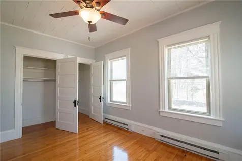 1729 South Road South Kingstown RI 02881