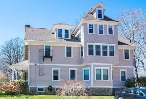 1729 South Road South Kingstown RI 02881