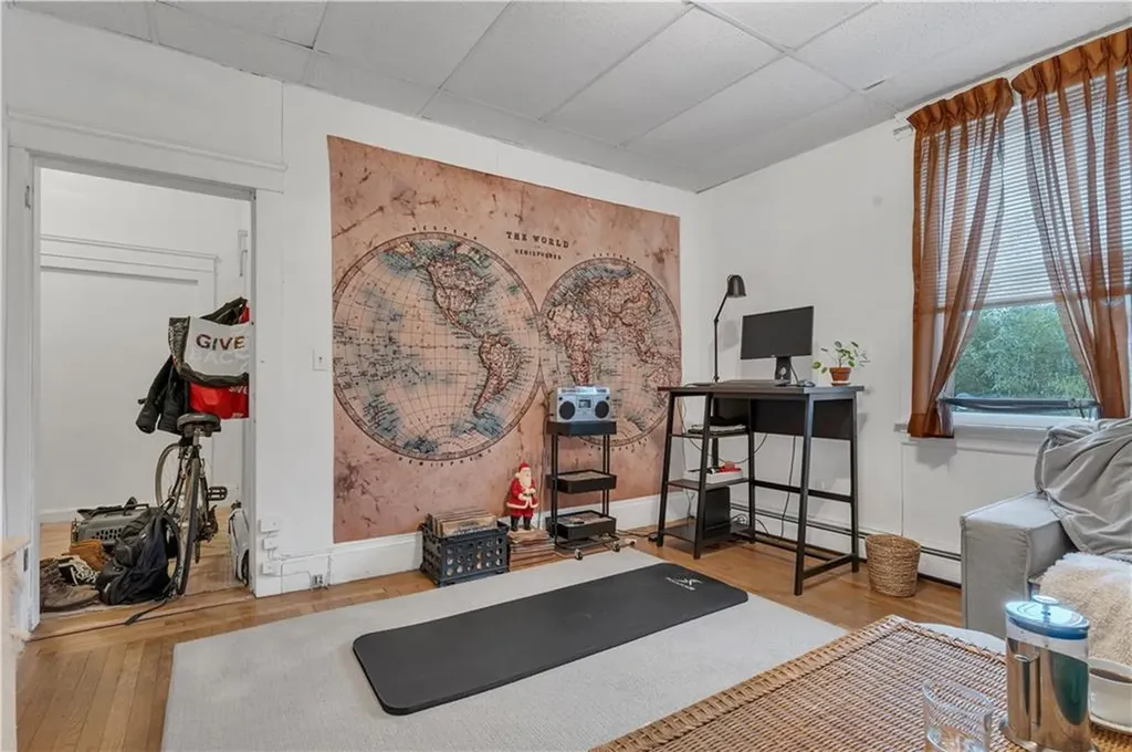 236 Broadway Street Providence RI 02903