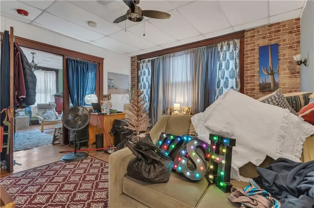 236 Broadway Street Providence RI 02903