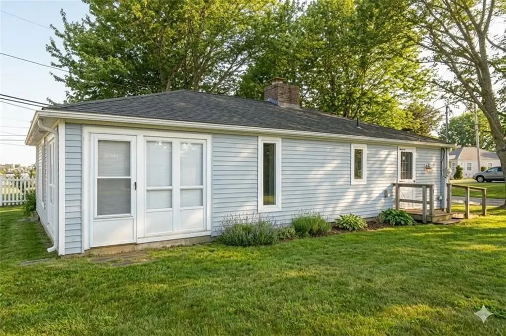 7 Conch Road Narragansett RI 02882