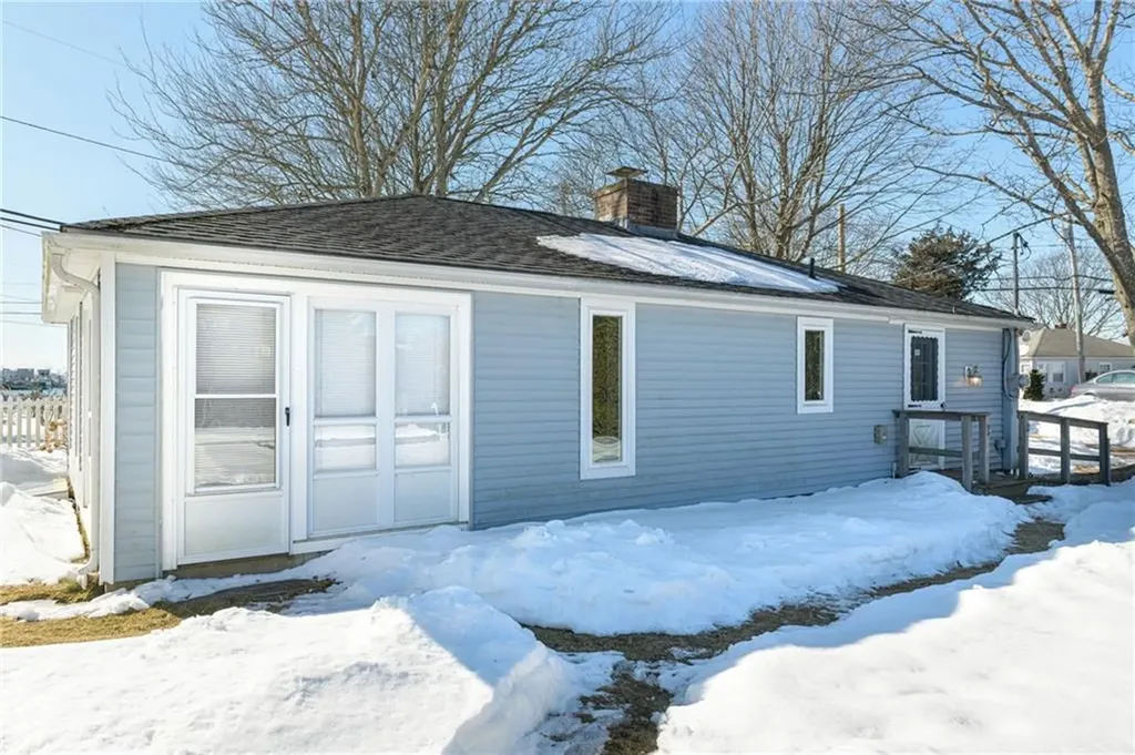 7 Conch Road Narragansett RI 02882