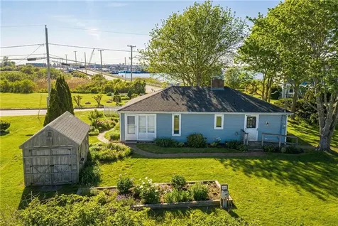 7 Conch Road Narragansett RI 02882